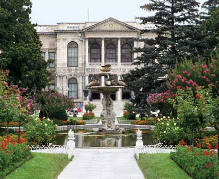 Dolmabahçe-Palace02
